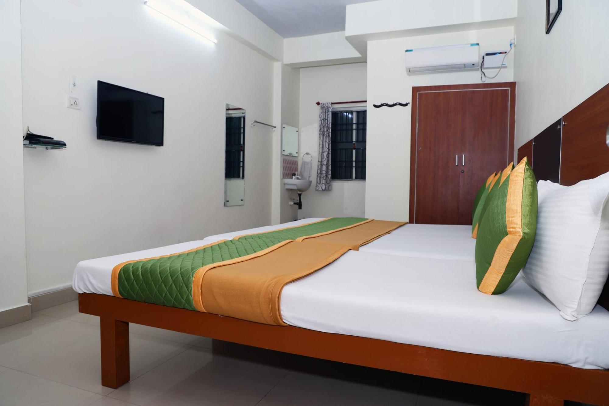 Royal Green Airport Transit Accommodation Chennai Exterior foto