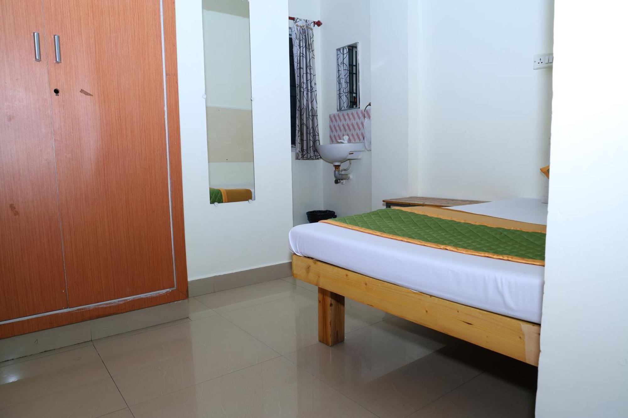 Royal Green Airport Transit Accommodation Chennai Exterior foto